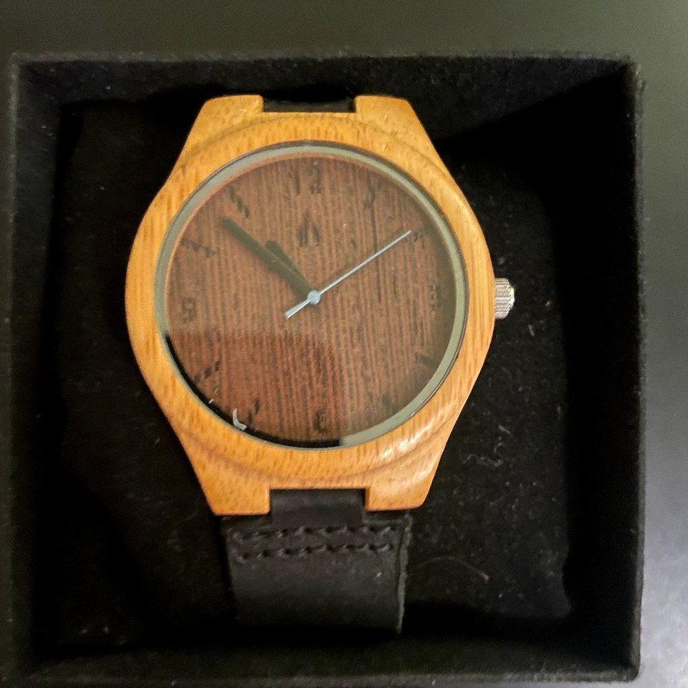 Treehut wood watch